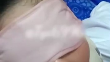 Bokep Indo Istri Jilbab Penyuka Pejuh Crotin Dimulutnya