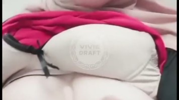 Hijab Malay Ngangkang Kobel Memek