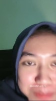 Fi Host Jilbab Cantik Colmek Sambil Live Buat Penonton