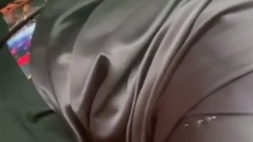 Cewek Jilbab Cantik Masih Blowjob Ngewe Dimobil