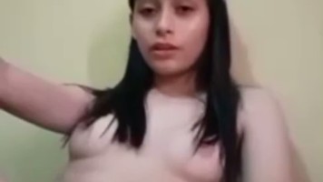 Cewe Cantik Blasteran India Masturbasi Kesepian